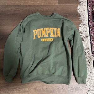 Gildan Green Crewneck Sweater with Pumpkin Print